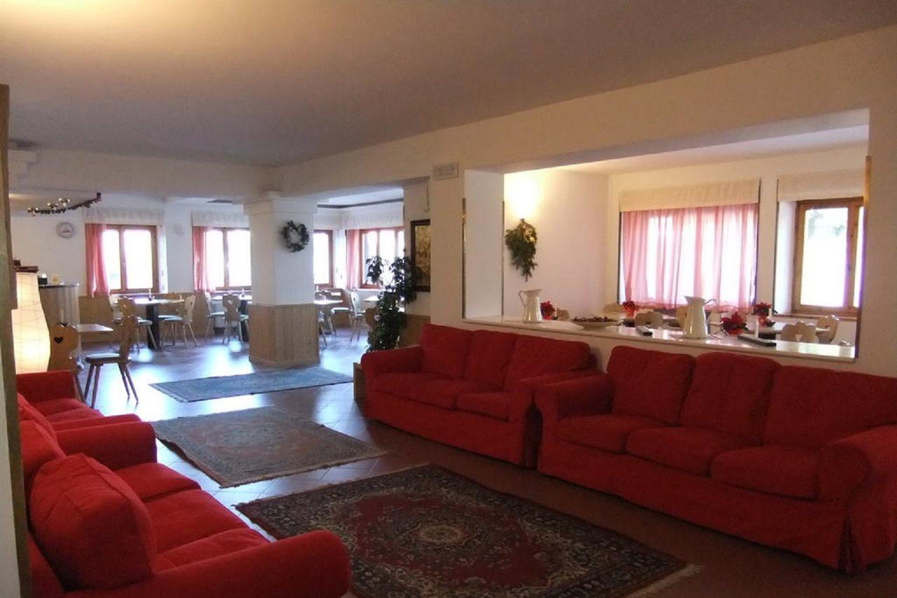 Life Hotels Des Alpes Folgaria Exteriör bild