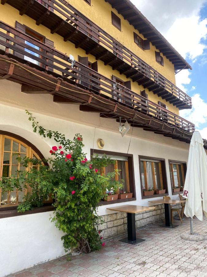 Life Hotels Des Alpes Folgaria Exteriör bild